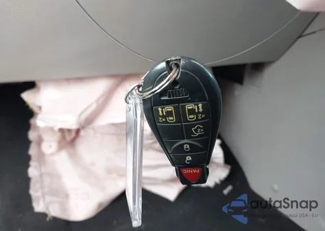 2014 Chrysler Town & Country Touring from USA, damaged, VIN 2C4RC1BG2ER132477